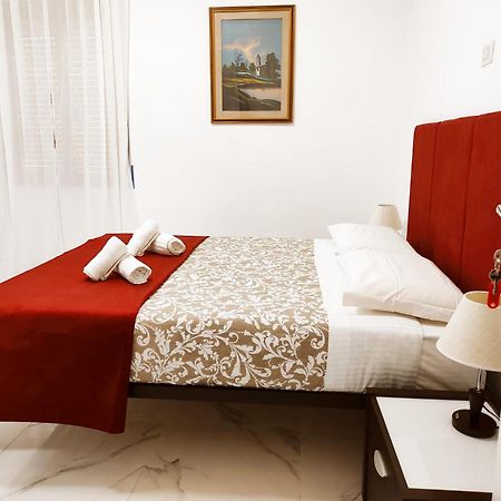 Bed and Breakfast Stazione Telese 41 Рим Екстер'єр фото