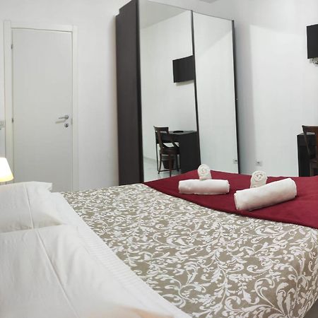 Bed and Breakfast Stazione Telese 41 Рим Екстер'єр фото